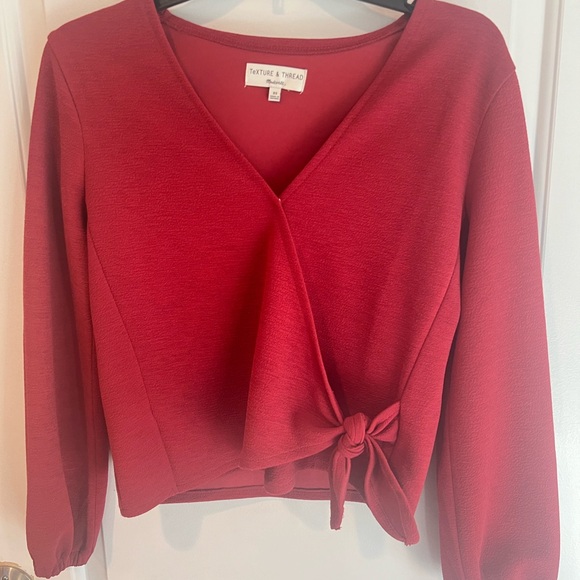 Texture & Thread Madewell Shirt V-front L/S, Red Size XS cross tie - Picture 11 of 12